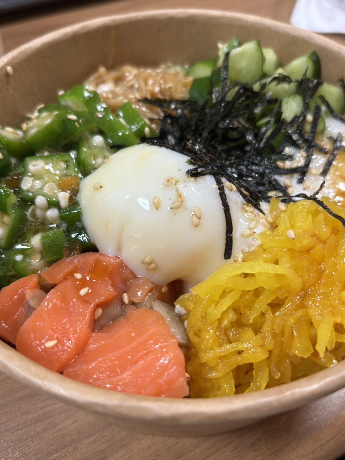 健康的で美味しい🙆🏻‍♀️ねばとろ丼🍚